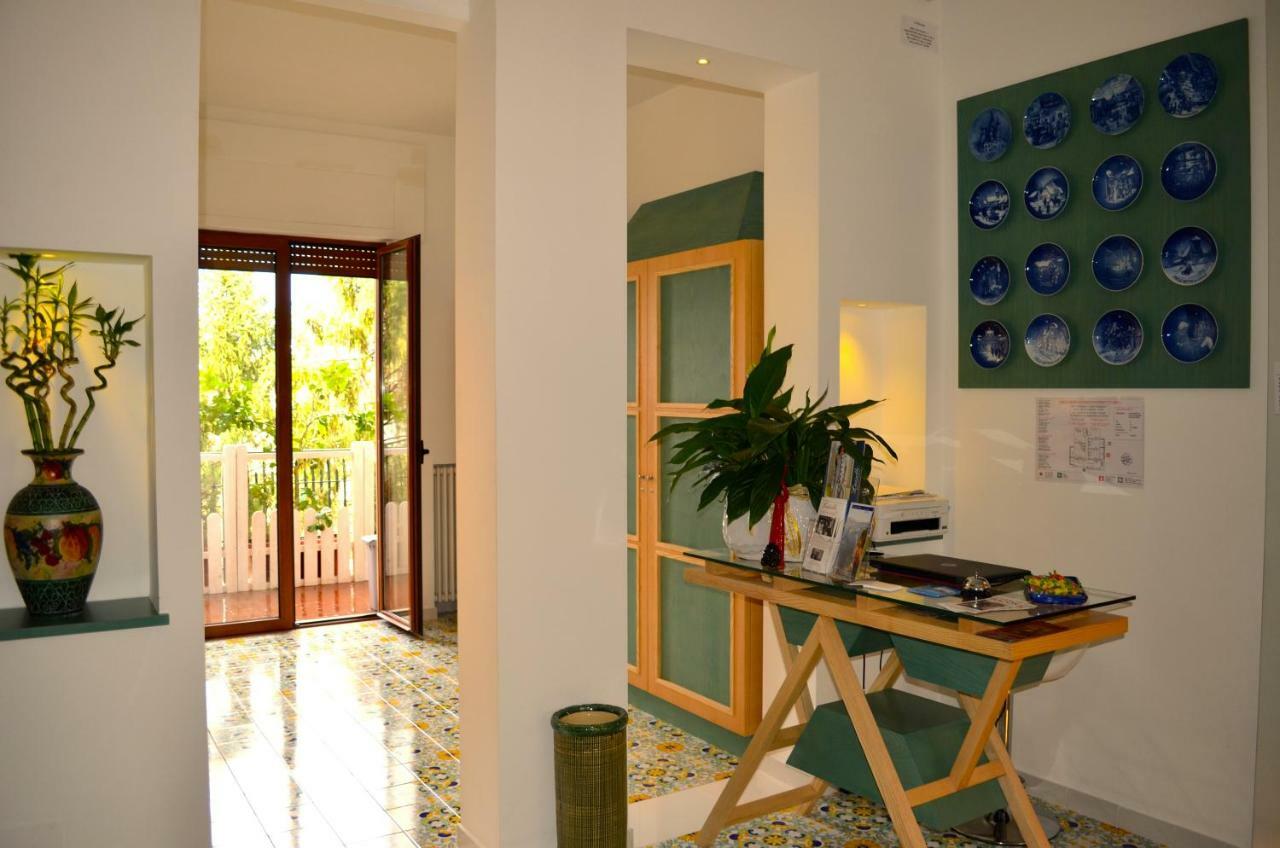 Luiselle Charming Accommodation Sorrento City Center Exteriér fotografie