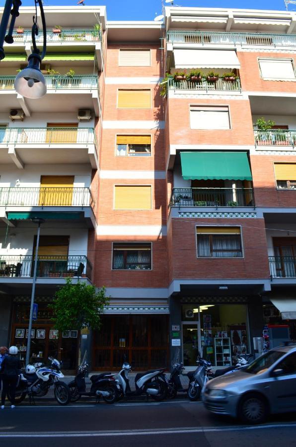 Luiselle Charming Accommodation Sorrento City Center Exteriér fotografie
